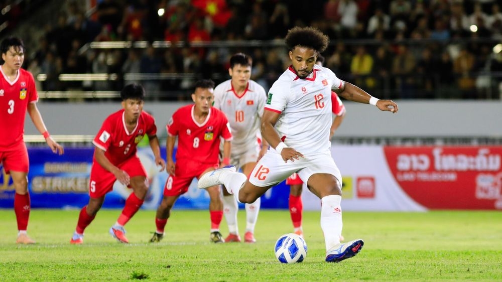 Nguyễn Xuân Son tiết lộ hành động đẹp của Hoàng Đức