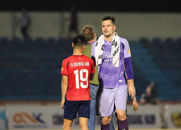 Filip Nguyễn phát biểu cảm xúc sau trận thắng đậm Quảng Nam